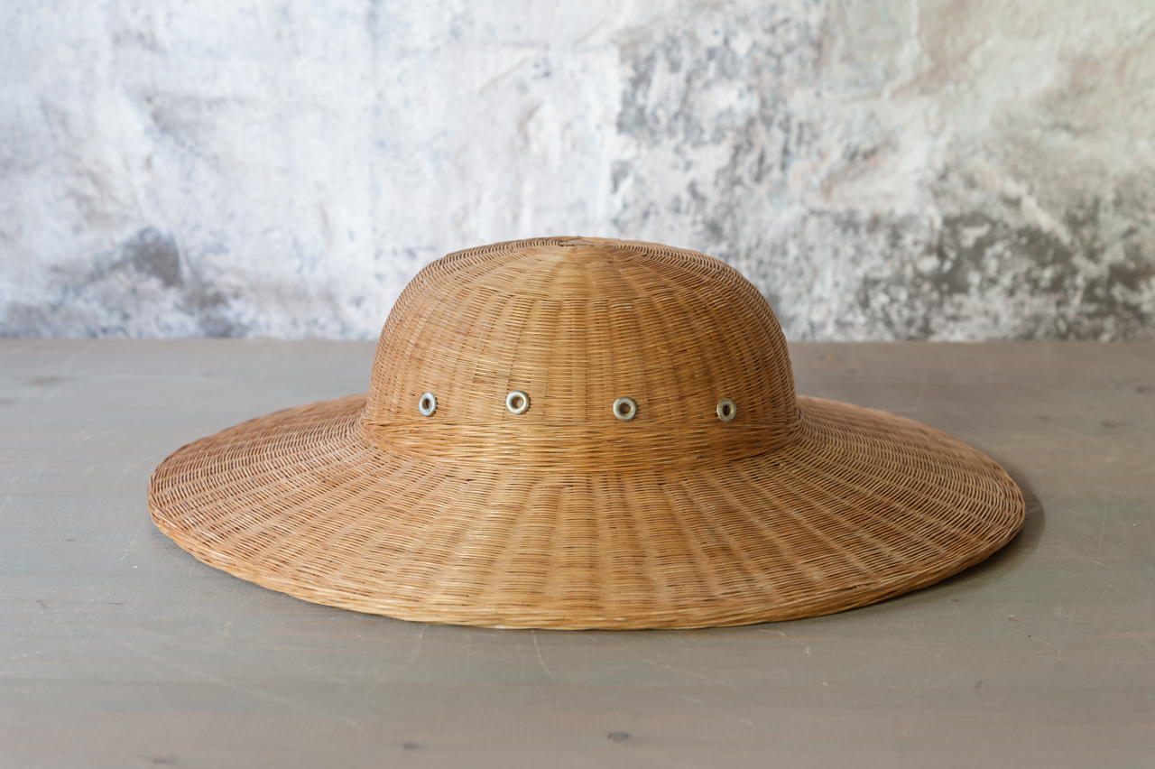 draadloze bladzijde Implementeren Vintage rieten hoed – Vintage & Curiosa Webshop